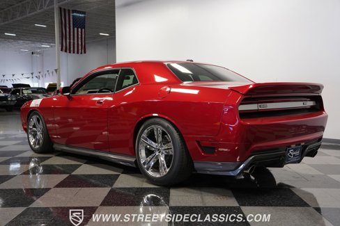 Used 2010 Dodge Challenger R/T w/ Sound Group image 9