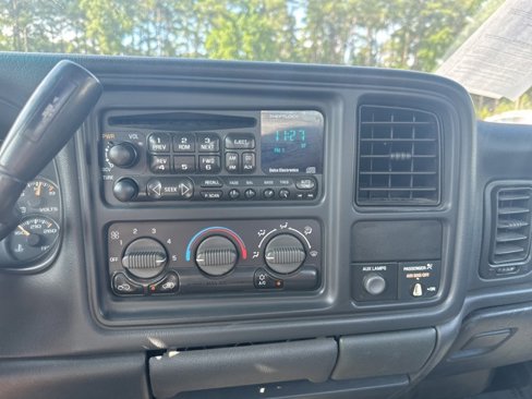 Used 2002 GMC Sierra 1500 SLE w/ Snow Plow Prep Pkg image 12