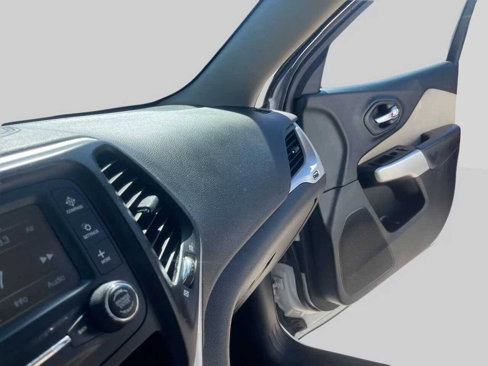 Used 2018 Jeep Cherokee Latitude image 31