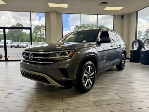 Used 2021 Volkswagen Atlas SE image 3
