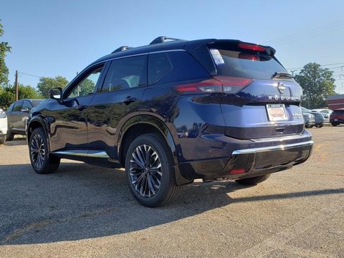 New 2026 Nissan Rogue Platinum image 4
