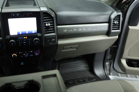 Used 2022 Ford F350 XLT w/ Camper Package image 48