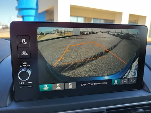 New 2025 Honda Pilot Touring image 26