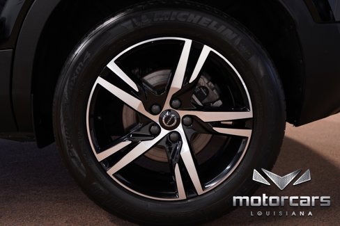 Used 2024 Volvo XC40 B5 Core image 20