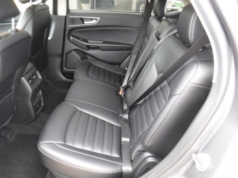 Used 2024 Ford Edge SEL image 33