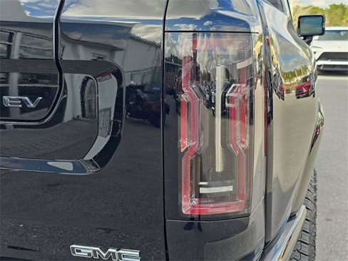 New 2025 GMC Hummer EV 3X image 8