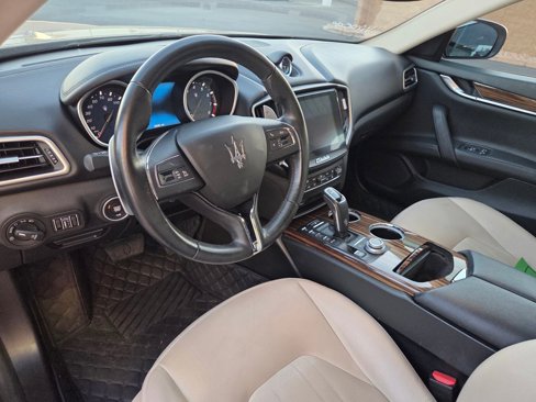 Used 2019 Maserati Ghibli S image 3