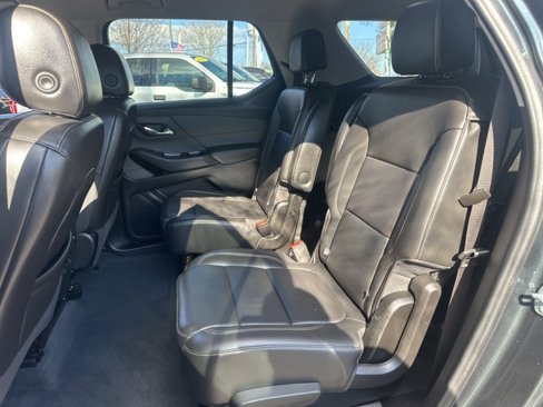 Used 2021 Chevrolet Traverse RS image 21