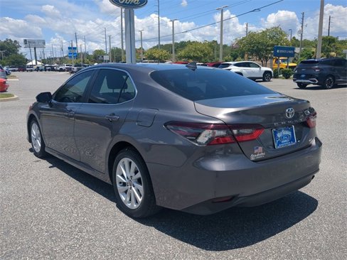 Used 2023 Toyota Camry LE image 18
