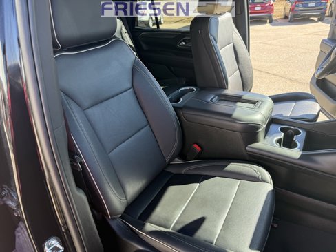 Used 2023 GMC Yukon SLT image 27