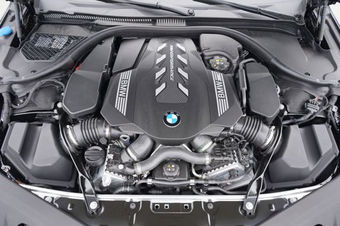 New 2026 BMW M850i xDrive w/ M Sport Professional Package image 22