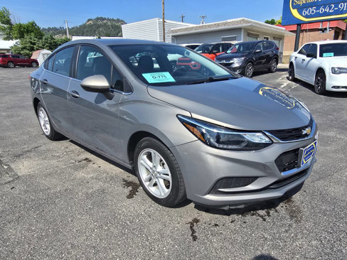 Used 2018 Chevrolet Cruze LT w/ Convenience Package image 10