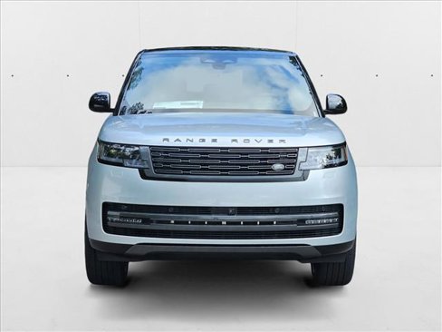 New 2025 Land Rover Range Rover SE image 6