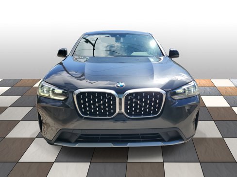 Used 2024 BMW X4 xDrive30i image 2