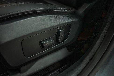 Used 2025 BMW X2 xDrive28i image 17