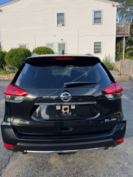 Used 2017 Nissan Rogue SL w/ SL Premium Package image 6