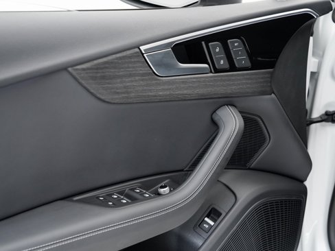 Certified 2025 Audi A5 2.0T Premium Plus image 8
