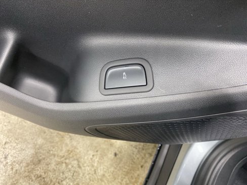 New 2026 Chevrolet Traverse LT w/ LPO, Floor Liner Package image 35