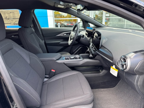 New 2026 Chevrolet Equinox EV LT image 4