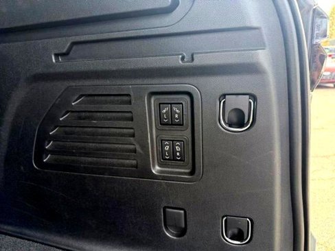 Used 2024 Chevrolet Traverse RS w/ LPO, Floor Liner Package image 30