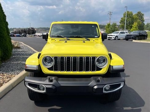 Used 2024 Jeep Wrangler Sahara w/ Technology Group image 41