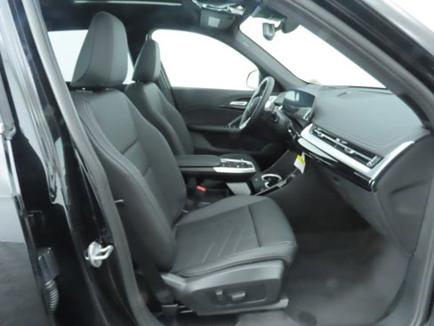 Used 2025 BMW X1 xDrive28i w/ Premium Package image 22