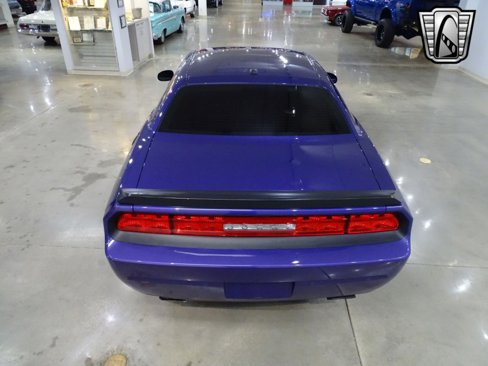 Used 2014 Dodge Challenger R/T image 5