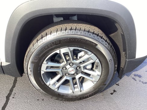 New 2026 GMC Terrain Elevation w/ LPO, Floor Liner Package image 13