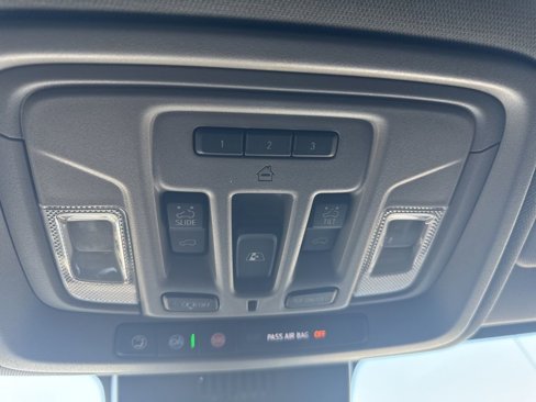 Used 2024 GMC Sierra 1500 Denali image 18