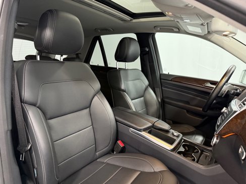 Used 2015 Mercedes-Benz ML 350 4MATIC image 19