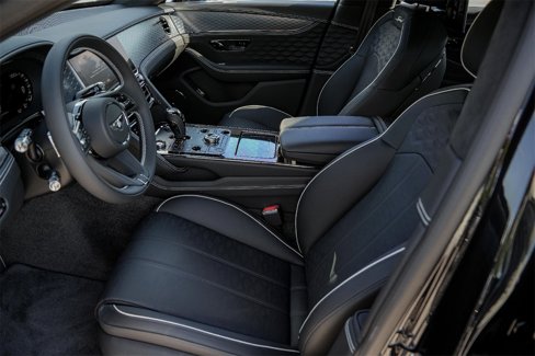 New 2025 Bentley Flying Spur Plug-In Hybrid image 19