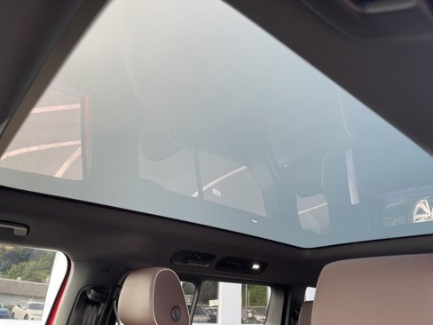 New 2025 Volkswagen ID. Buzz Pro S Plus image 18