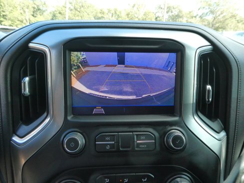 Used 2020 Chevrolet Silverado 1500 LT image 20
