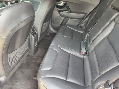 Certified 2019 Kia Niro Touring image 32