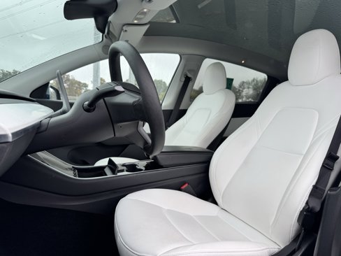 Used 2020 Tesla Model Y Performance image 8