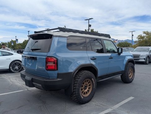 Used 2024 Toyota Land Cruiser image 3