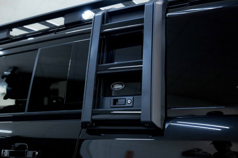 Used 2023 Land Rover Defender 110 X image 36