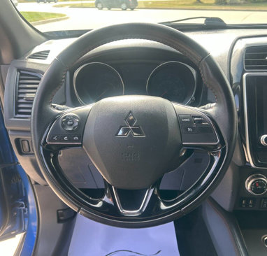 Used 2020 Mitsubishi Outlander Sport Black Edition image 15