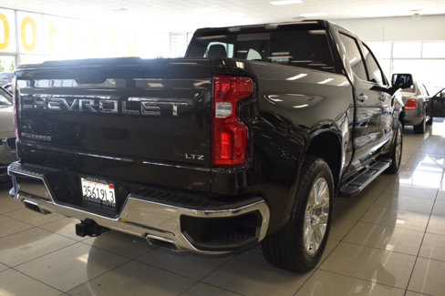 Used 2019 Chevrolet Silverado 1500 LTZ w/ LTZ Premium Package image 9