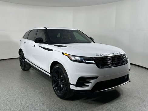 New 2026 Land Rover Range Rover Velar Dynamic SE image 3