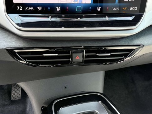 New 2025 Volkswagen ID.4 Pro S Plus image 14