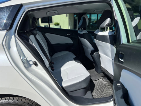 Used 2019 Toyota Prius AWD image 30