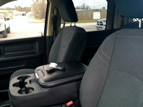 Used 2020 RAM 5500 Tradesman w/ Chrome Appearance Group image 13