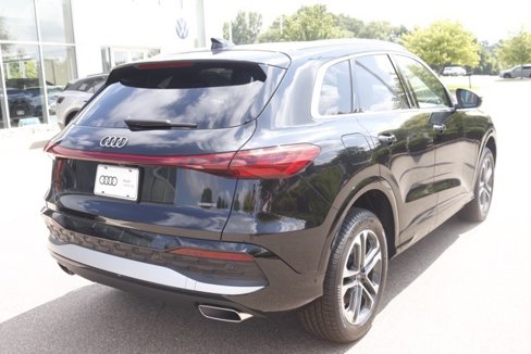 New 2025 Audi Q5 Premium Plus image 3