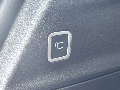 New 2026 Chrysler Pacifica Select image 14