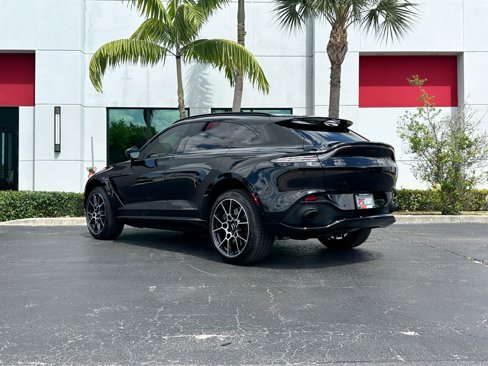 Used 2021 Aston Martin DBX image 36