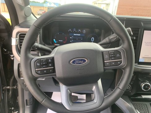 New 2025 Ford F250 Lariat w/ Lariat Ultimate Package image 15