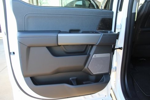 New 2025 Ford F250 Lariat w/ Lariat Ultimate Package image 8