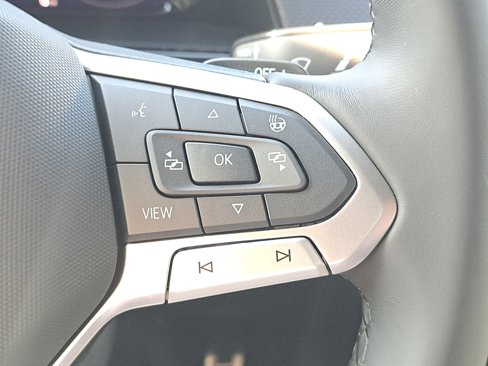 New 2026 Volkswagen Atlas Cross Sport SEL Premium R-Line image 22