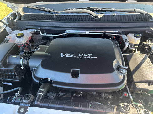 Used 2022 Chevrolet Colorado LT w/ LT Convenience Package image 29